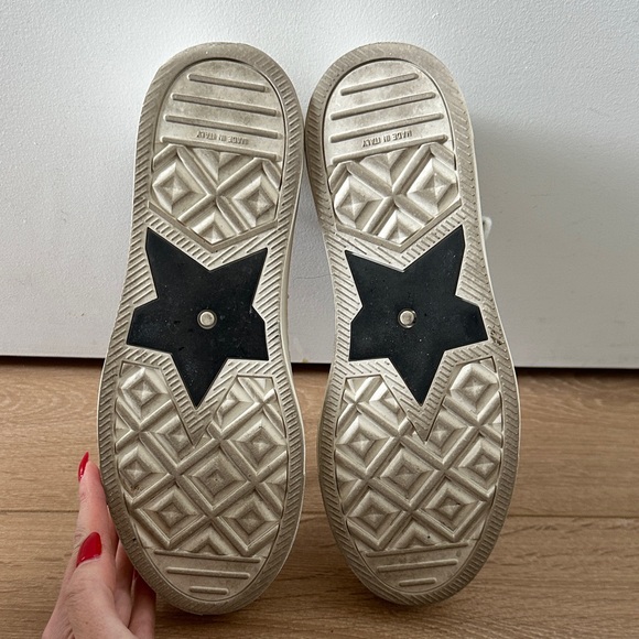 Dior White Athletic Shoes - Picture 6 of 6